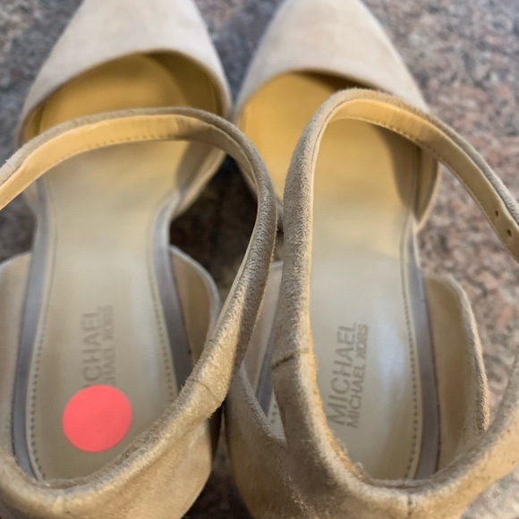 Michael Michael Kors woman’s heels size 8 - Picture 10 of 13
